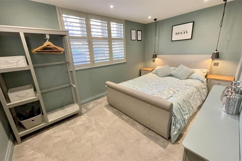 Bournecoast: Beautiful Two Bed Coach House-Hb5458 Villa บอร์นมัธ ภายนอก รูปภาพ