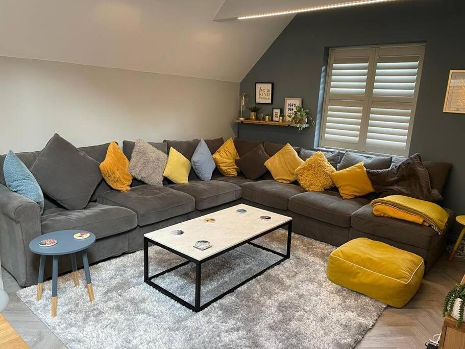 Bournecoast: Beautiful Two Bed Coach House-Hb5458 Villa บอร์นมัธ ภายนอก รูปภาพ