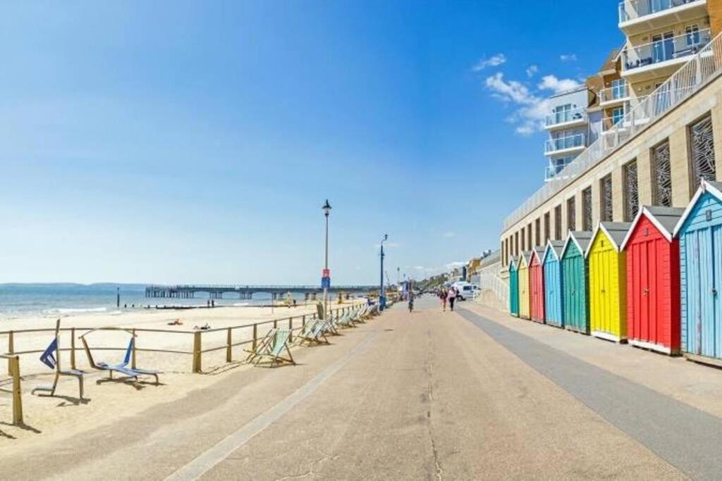 Bournecoast: Beautiful Two Bed Coach House-Hb5458 Villa บอร์นมัธ ภายนอก รูปภาพ